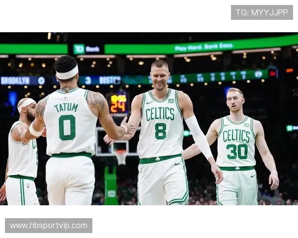 凯尔特人对勇士历史战绩分析及近期交锋表现总结